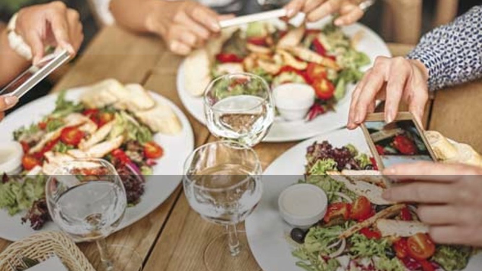 Honored Guest reactivation experiment in restaurants